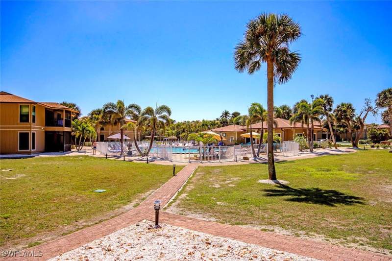 2 bedroom Condominium at 5117 Sea Bell Rd B101, Blind Pass Condo, Sanibel — photo 2