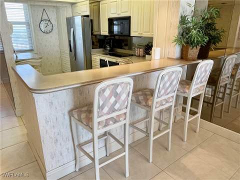 440 Seaview Ct 1505, Marco Island FL - photo 10 of 18