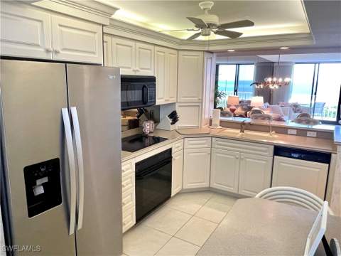 440 Seaview Ct 1505, Marco Island FL - photo 9 of 18