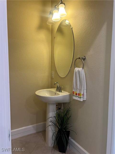 10300 Via Colomba Cir, Fort Myers FL - photo 10 of 46