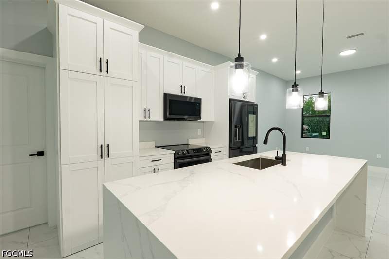3 bedroom SingleFamilyResidence at 4703 Elva Ave S, Lehigh Acres, Lehigh Acres — photo 4