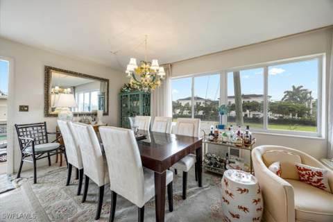 1550 Gulf Shore Blvd N W2, Naples FL - photo 11 of 18