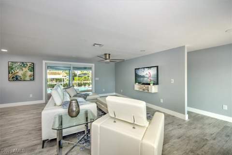 16 Palmview Blvd, Fort Myers Beach FL - photo 11 of 43