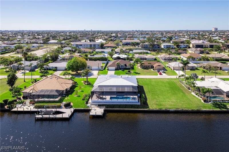 3 bedroom SingleFamilyResidence at 413 SW 46th Ter, Cape Coral, Cape Coral — photo 5