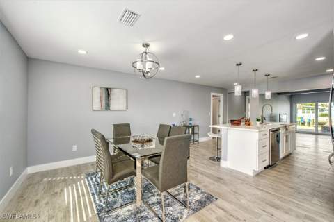 127 Albatross St, Fort Myers Beach FL - photo 9 of 39