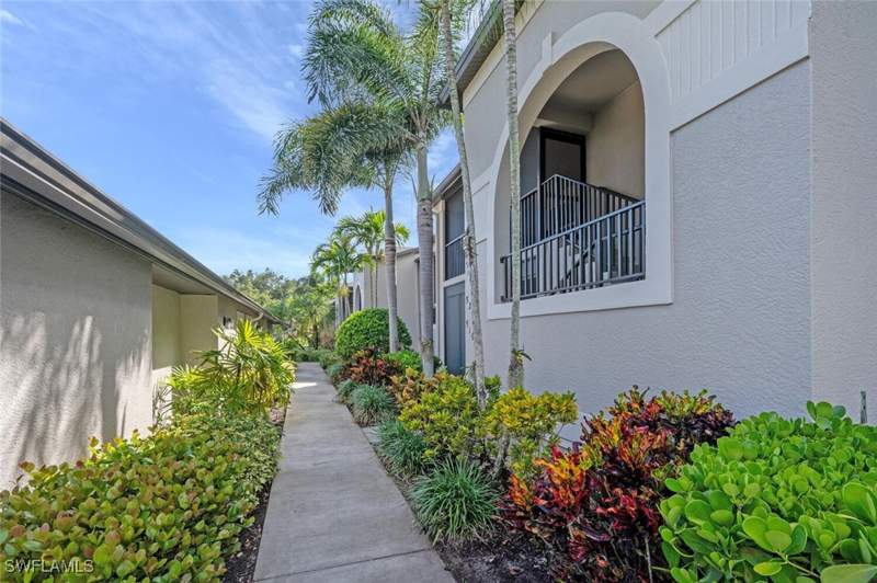 2 bedroom Condominium at 8600 Naples Heritage Dr 526, Veranda At Southern Links, Naples — photo 4