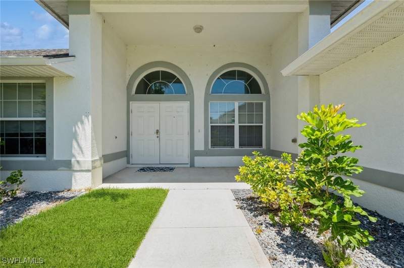 4 bedroom SingleFamilyResidence at 1921 SE 12th St, Cape Coral, Cape Coral — photo 4