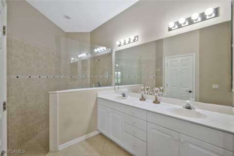 12732 Fox Ridge Dr, Bonita Springs FL - photo 15 of 34