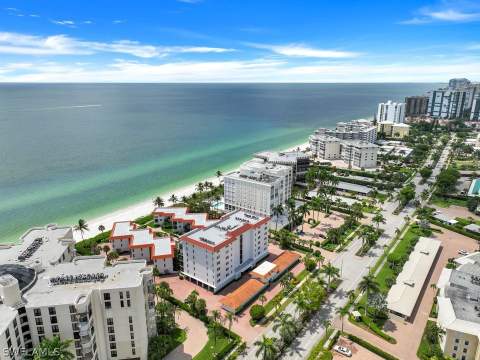 3333 Gulf Shore Blvd N 103, Naples FL - photo 20 of 26