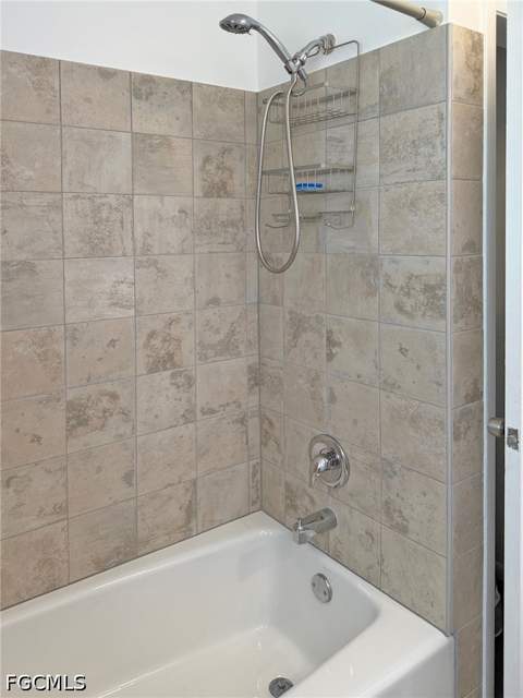 5201 Pocatella Ct, Cape Coral FL - photo 24 of 36