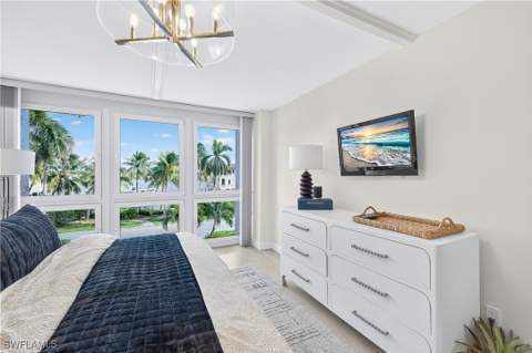 4031 Gulf Shore Blvd N 3E, Naples FL - photo 18 of 50
