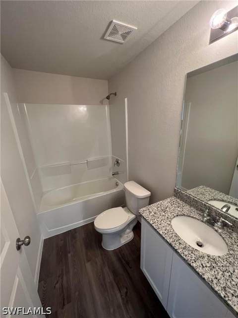 9084 Aegean Cir, Lehigh Acres FL - photo 14 of 28