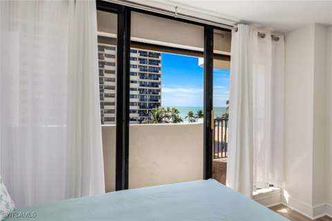 4005 Gulf Shore Blvd N 404, Naples FL - photo 16 of 31