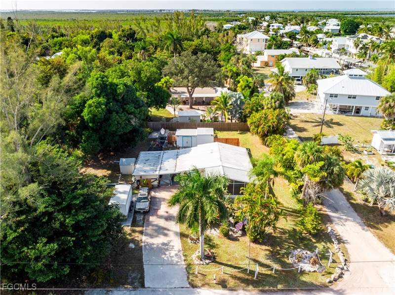 2 bedroom SingleFamilyResidence at 15925 Quail Trl, Pine Island, Bokeelia — photo 4