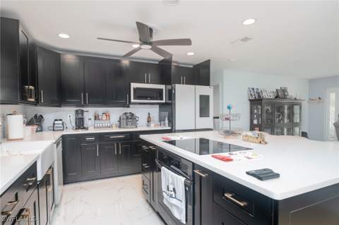 14932 Randolph Dr, Fort Myers FL - photo 8 of 24