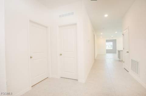 2119 NE Juanita Pl, Cape Coral FL - photo 10 of 30
