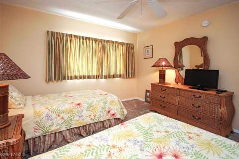 2445 W Gulf Dr 43E, Sanibel FL - photo 23 of 33