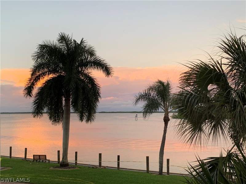 2 bedroom Condominium at 4263 Bay Beach Ln 111, Harbour Pointe Condo, Fort Myers Beach — photo 3