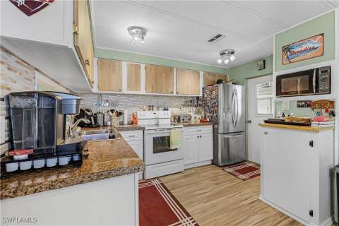 4931 Gulfgate Ln, St James City FL - photo 23 of 35