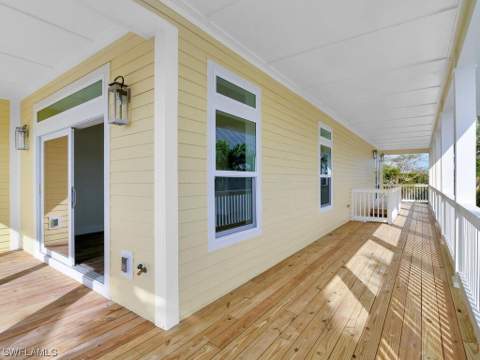 542 Coconut Ave, Goodland FL - photo 17 of 33