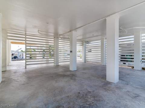 542 Coconut Ave, Goodland FL - photo 23 of 33