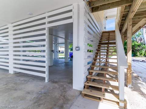 542 Coconut Ave, Goodland FL - photo 24 of 33