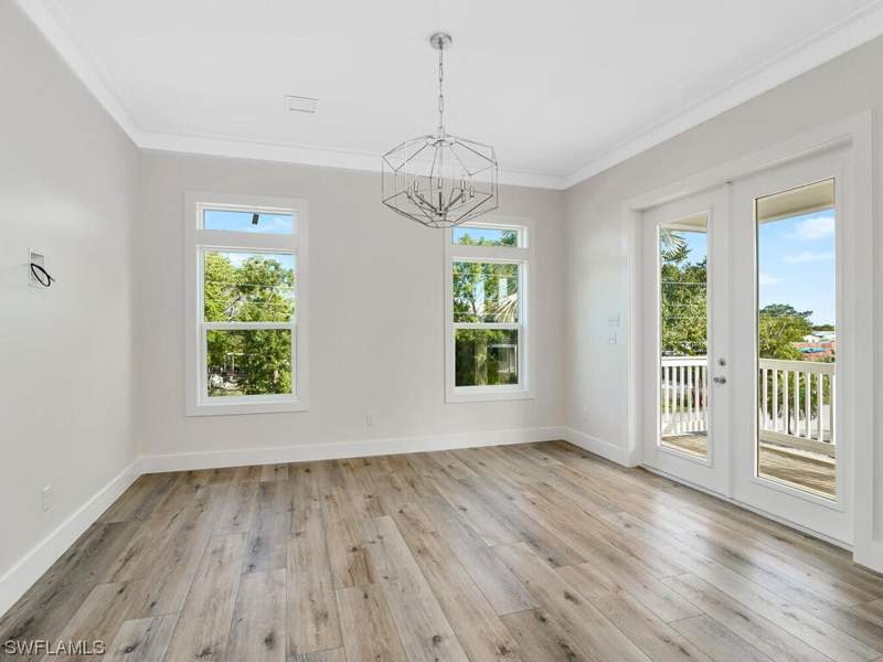 3 bedroom SingleFamilyResidence at 542 Coconut Ave, Goodland Isles, Goodland — photo 3