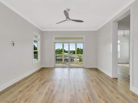 542 Coconut Ave, Goodland FL - photo 8 of 33