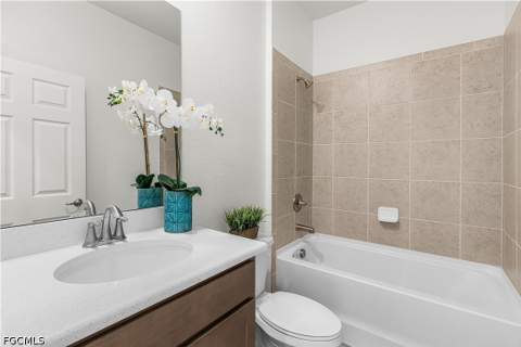 4513 NW 34th St, Cape Coral FL - photo 7 of 34