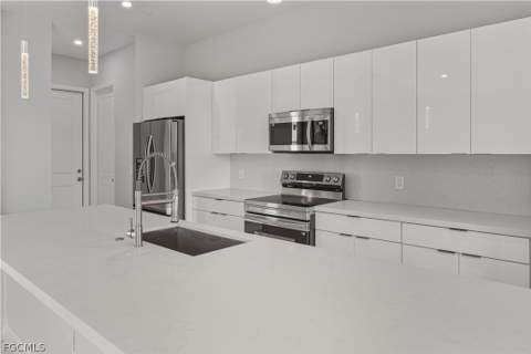 4214 NW 32nd St, Cape Coral FL - photo 16 of 41