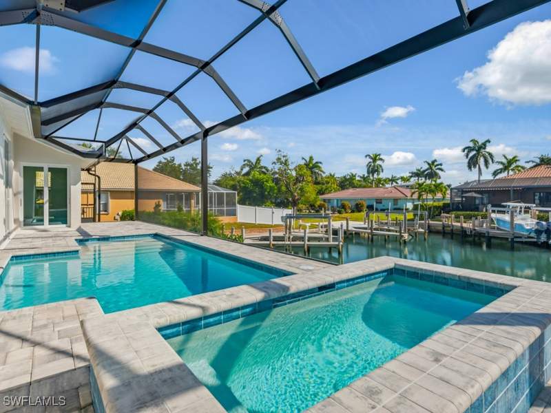 5 bedroom SingleFamilyResidence at 1213 Whiteheart Ave, Marco Island, Marco Island — photo 2