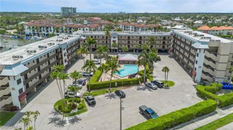 805 River Point Dr 202C, Naples FL - photo 13 of 16