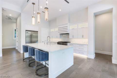 569 Neapolitan Way, Naples FL - photo 13 of 50