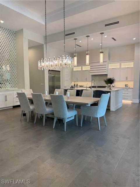 569 Neapolitan Way, Naples FL - photo 7 of 50