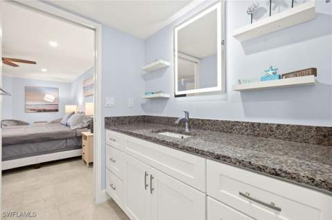 2445 W Gulf Dr E6, Sanibel FL - photo 17 of 42
