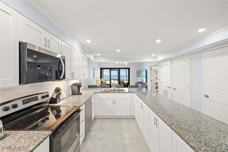 3 bedroom Condominium at 2445 W Gulf Dr E6, Pointe Santo De Sanibel Condo, Sanibel — photo 4