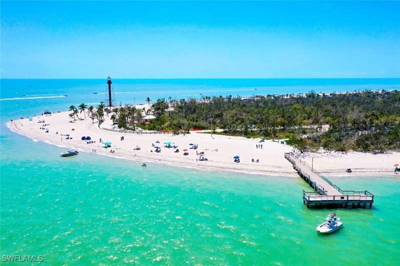 2 bedroom Condominium at 200 Periwinkle Way 132, Lighthouse Point Condo, Sanibel — photo 4