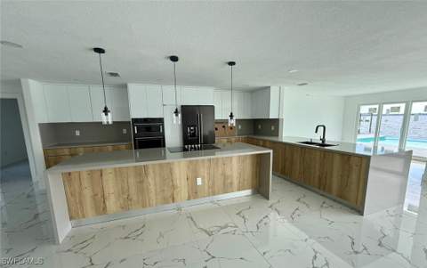 111 E North Shore Ave, North Fort Myers FL - photo 12 of 46