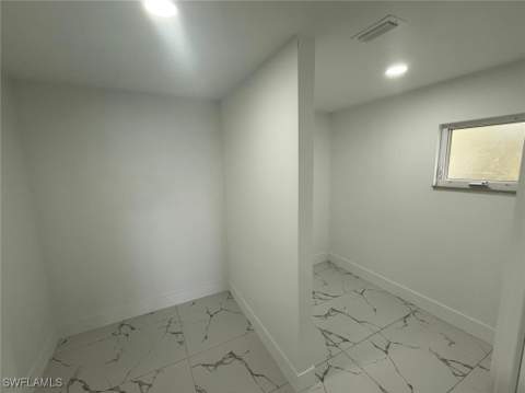 111 E North Shore Ave, North Fort Myers FL - photo 24 of 46