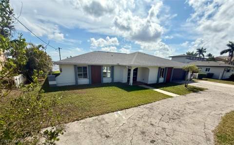 111 E North Shore Ave, North Fort Myers FL - photo 9 of 46