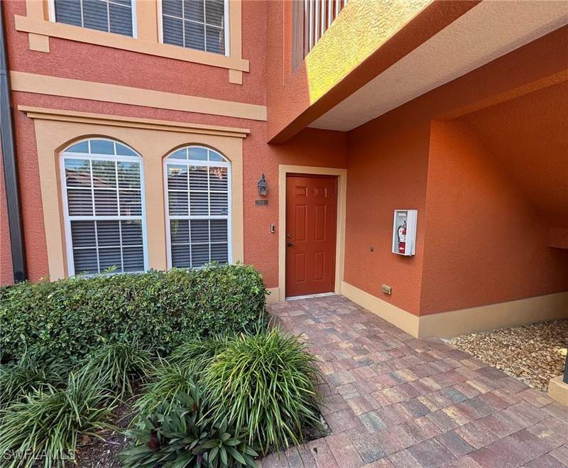 3 bedroom Condominium at 10025 Heather Ln 702, The Meadows, Naples — photo 2