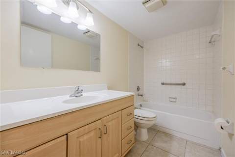 2504 SE 16th Pl 101, Cape Coral FL - photo 14 of 27