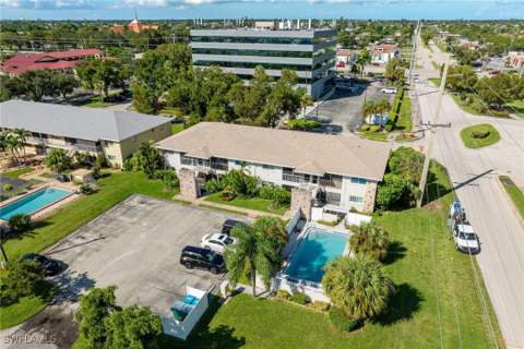2504 SE 16th Pl 101, Cape Coral FL - photo 21 of 27