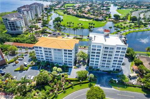 14817 Laguna Dr 403, Fort Myers FL - photo 7 of 50