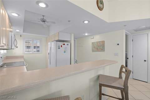 255 Periwinkle Way 5B, Sanibel FL - photo 6 of 42