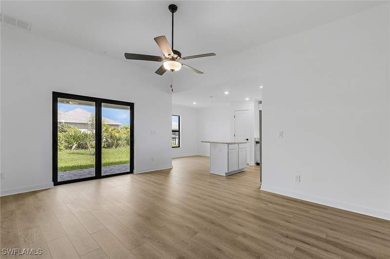 3 bedroom SingleFamilyResidence at 824 Gen D Macarthur Ave, Labelle, Labelle — photo 3