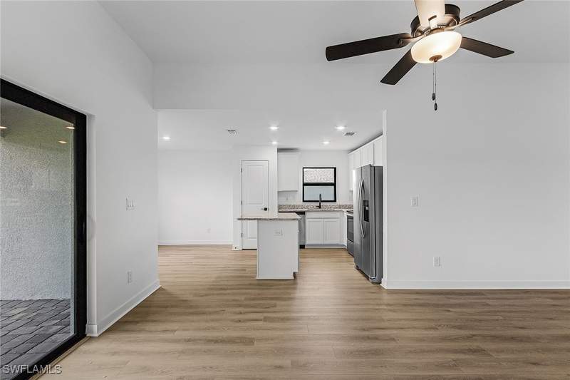 3 bedroom SingleFamilyResidence at 824 Gen D Macarthur Ave, Labelle, Labelle — photo 5