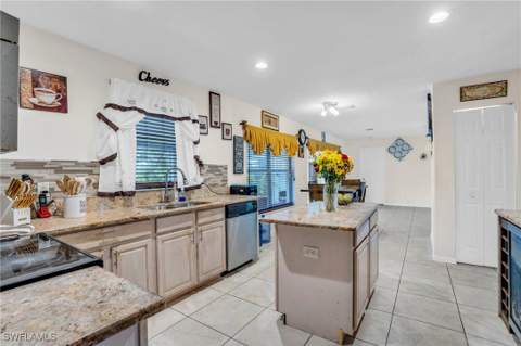 16525 Wellington Lakes Cir, Fort Myers FL - photo 13 of 42