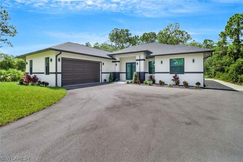 4 bedroom SingleFamilyResidence at 3520 27th Ave NE, Golden Gate Estates, Naples — photo 2