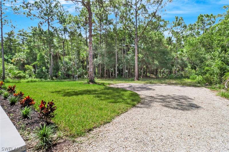 4 bedroom SingleFamilyResidence at 3520 27th Ave NE, Golden Gate Estates, Naples — photo 4